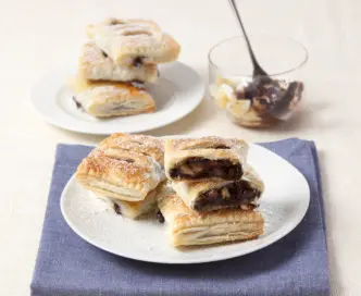 Fagottini di frutta e crema gianduia