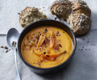 Vellutata di carote e cipolle speziata