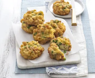 Bocconcini fritti di maccheroncini e piselli (Campania)
