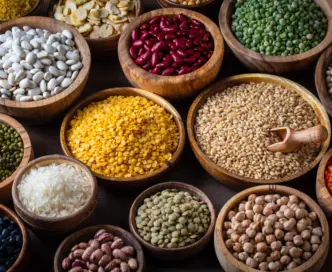 Legumi e cereali: le proteine sostenibili che fanno bene al pianeta