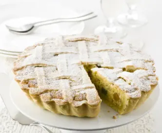 Classica pastiera napoletana (Campania)