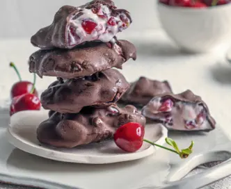 Bocconcini di ciliegie al cioccolato